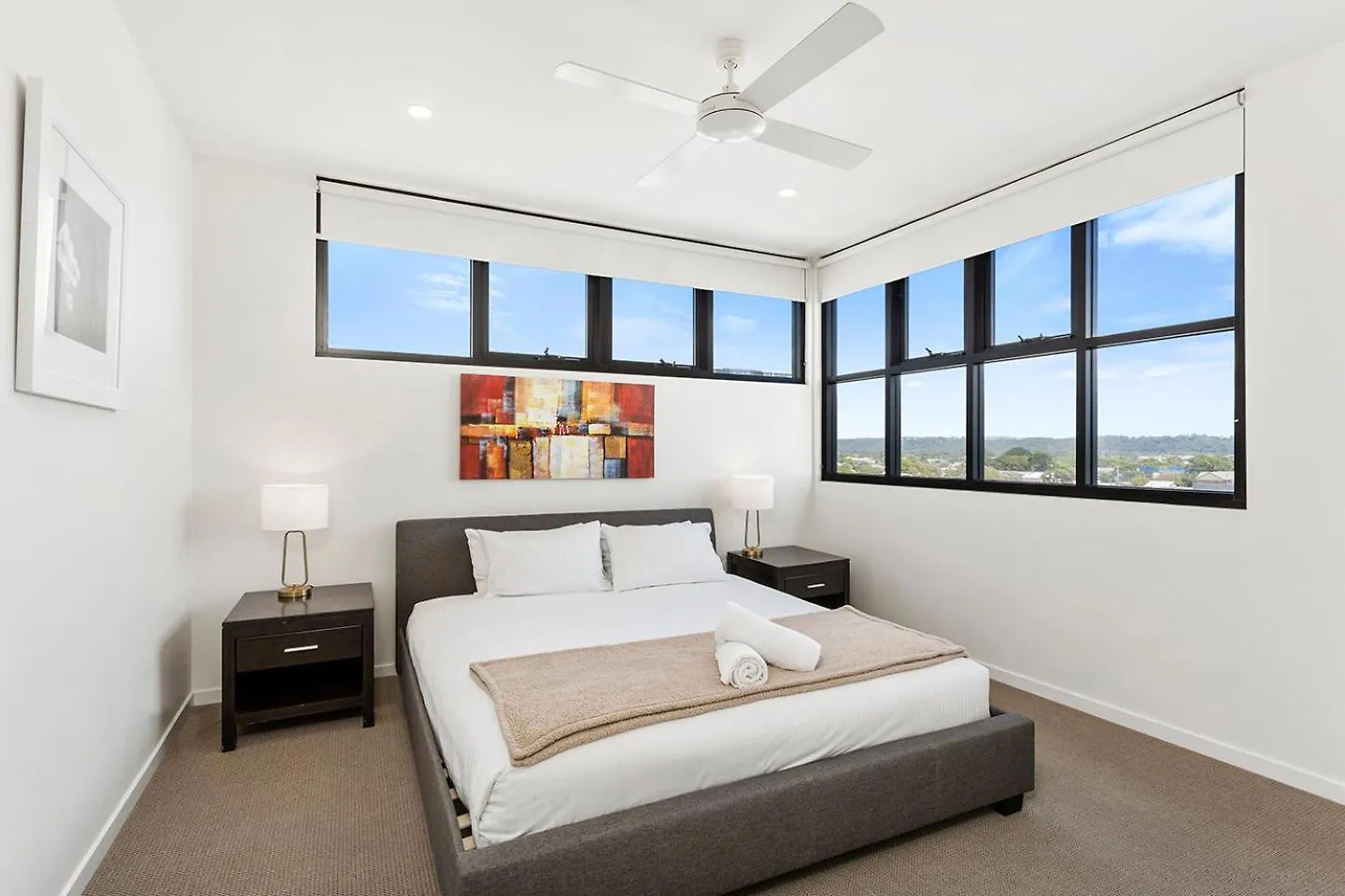 5Th Floor Beachside Ocean View With Wi-Fi, Pool And Gym Gold Coast 0*,  Australia